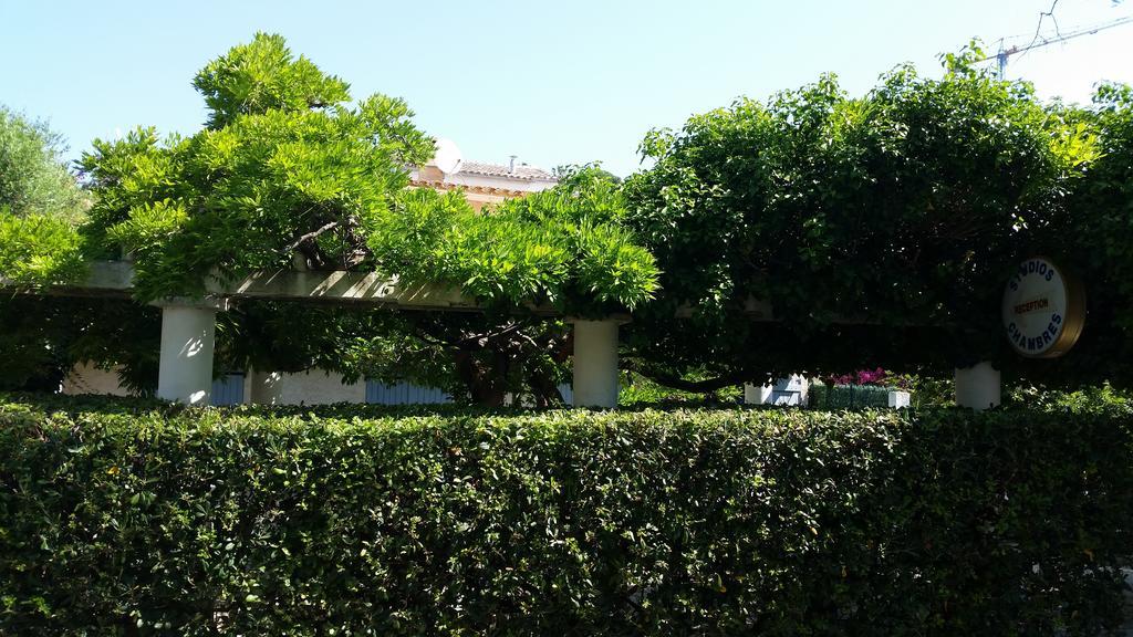 Chez Louis Hotel Les Issambres Exterior foto